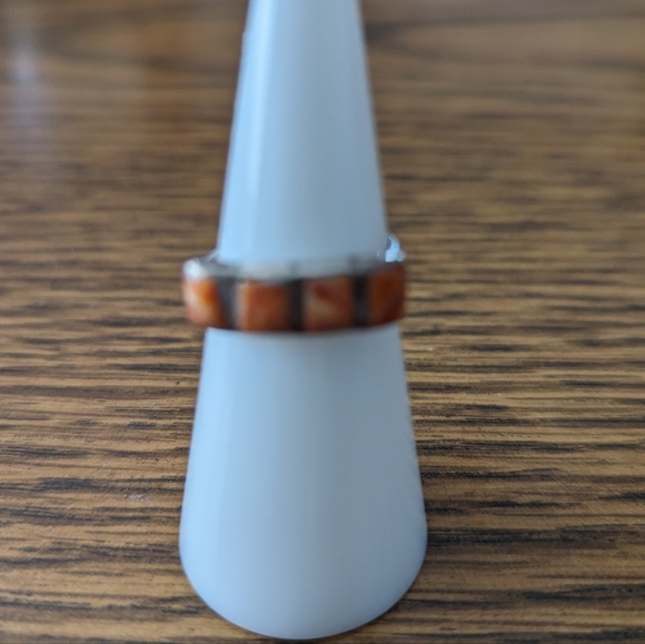 Vintage Native American Spiny Oyster Ring - Picture 5 of 9